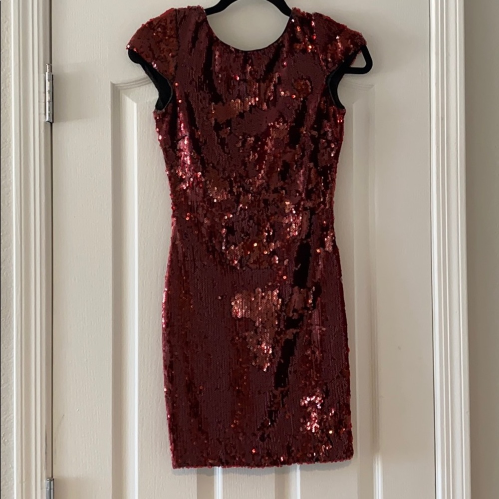 Red mini sequin dress. So sparkly and cute!
